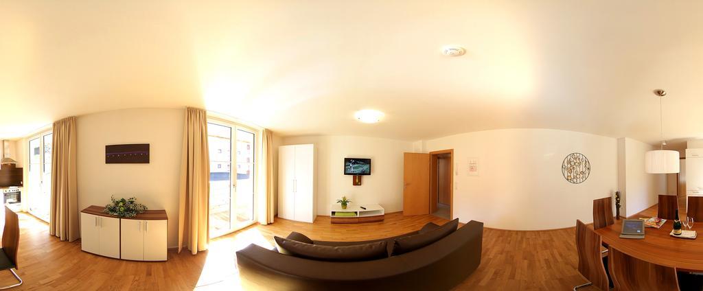 Apart Mountain Lodge Mayrhofen Rom bilde